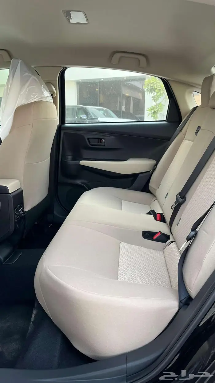 تويوتا يارس ستاندر 2026 4