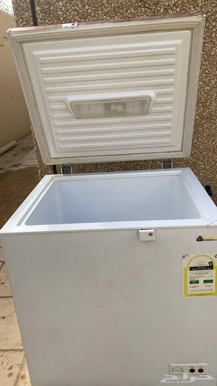 للبيع فريزر وتوجوري وطاوله وسياكل أطفال سكراب 1