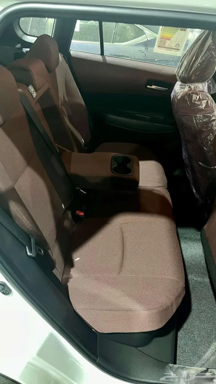 تويوتا كورولا كروس LE هايبرد 2025 - عرض بنك الإنماء 9