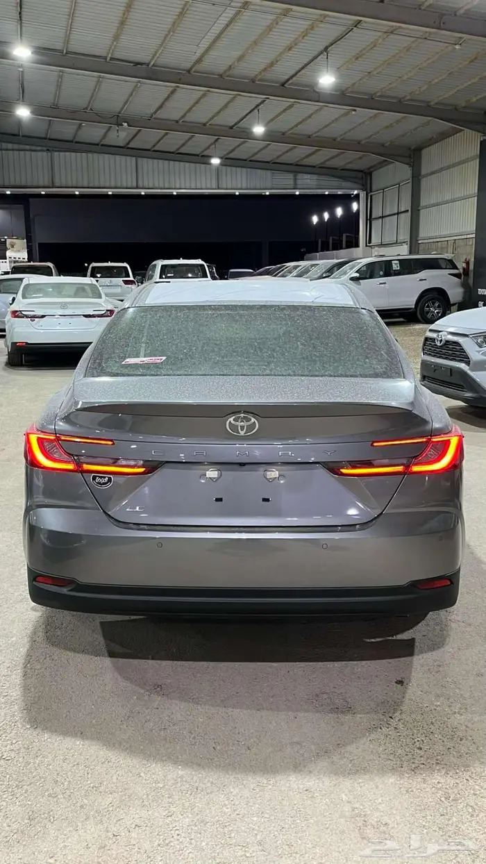 كامري LE 2025 7