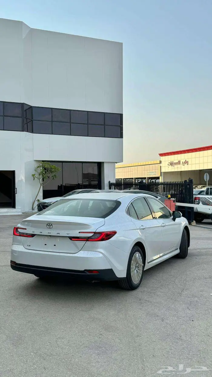 كامري LE 2025 1