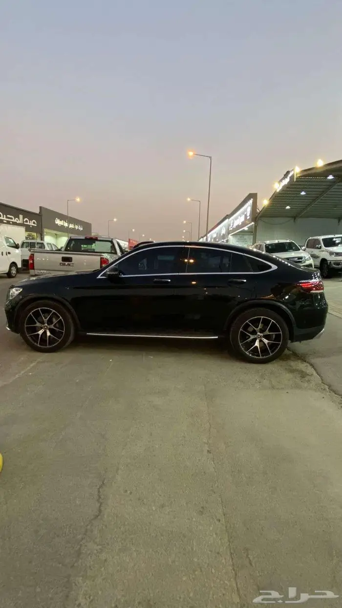 مرسيدس GLC200 موديل 2022- معرض خلف للسيارات 3