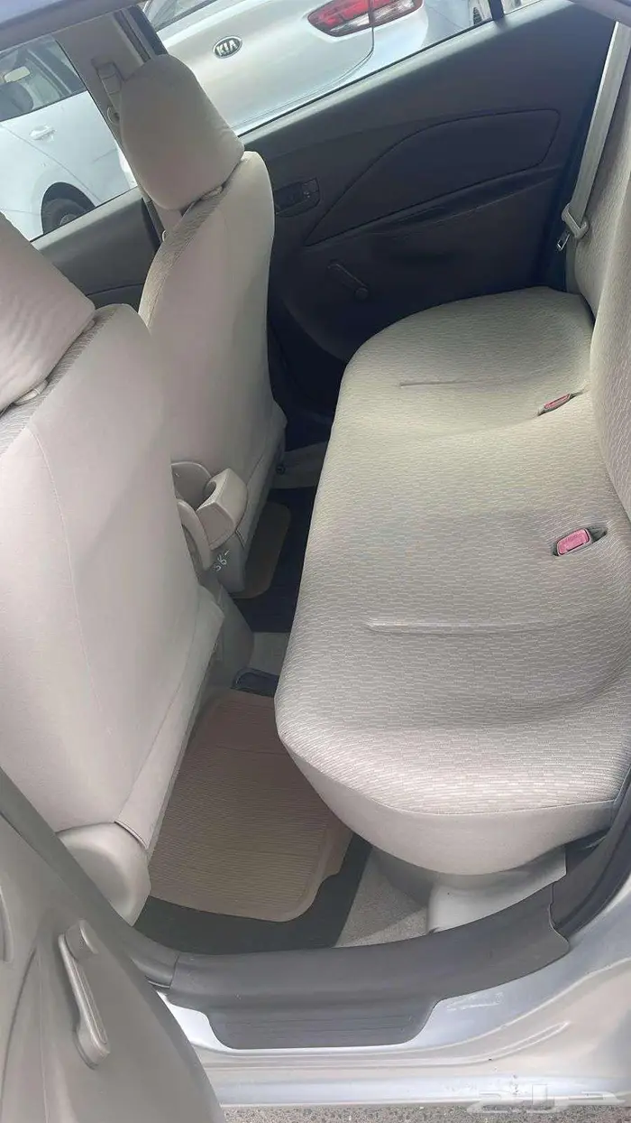 تويوتا يارس 2013 5