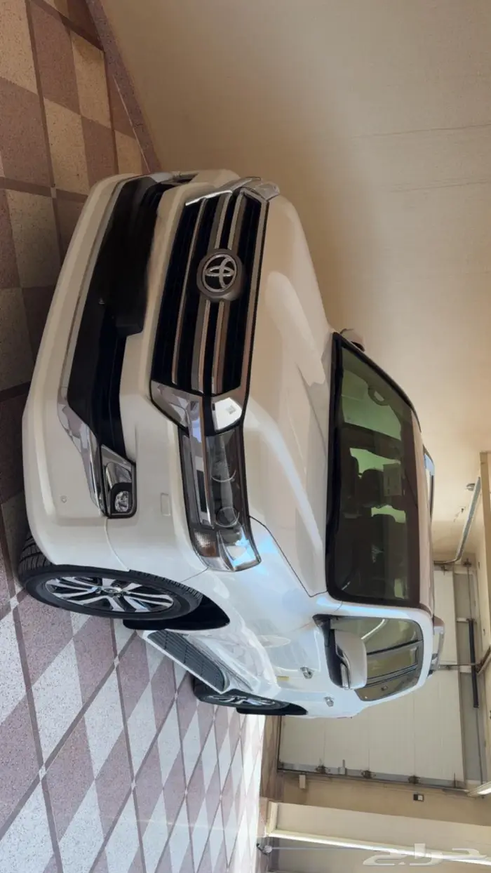 للبيع لاندكروزر 2019 تورينق 1