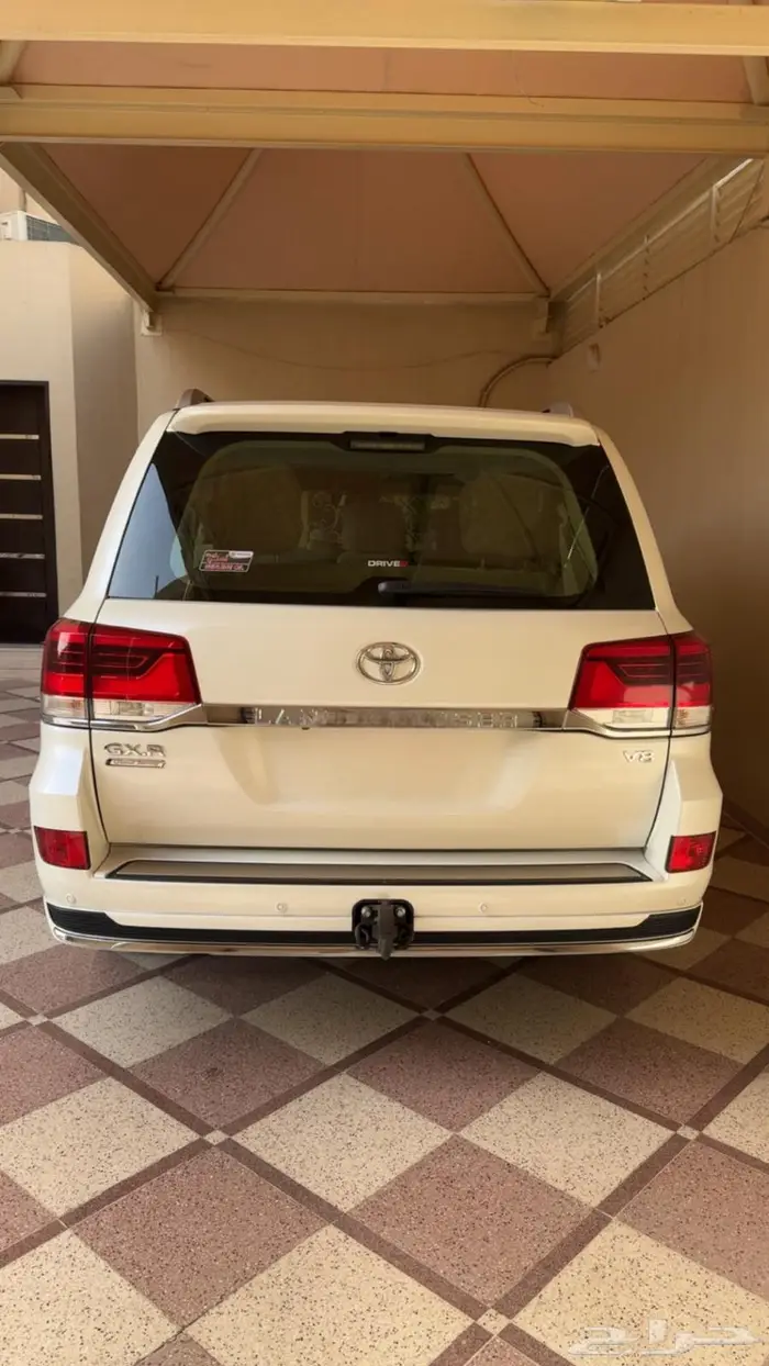 للبيع لاندكروزر 2019 تورينق 2