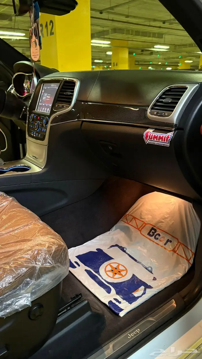 قراند شروكي ((SRT)) 29