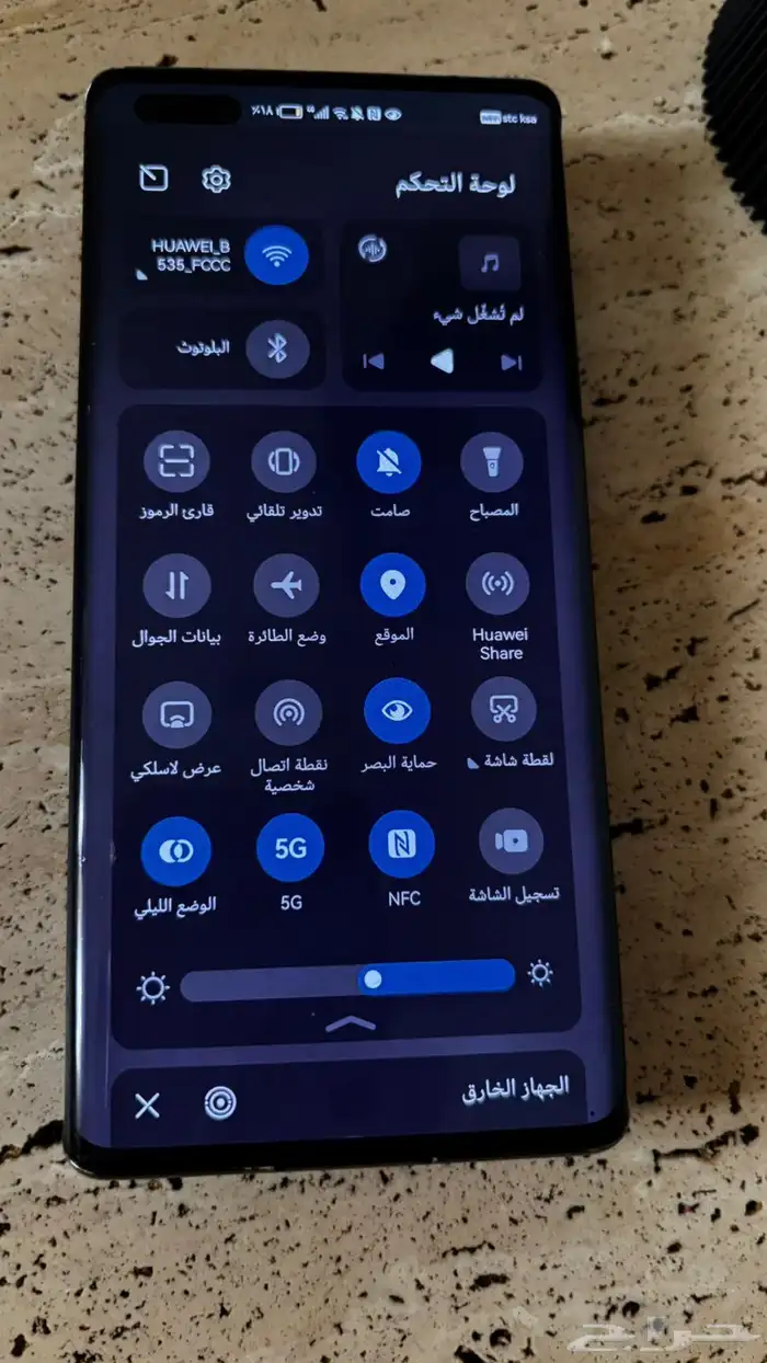 هواوي ميت 40 برو 5g 1