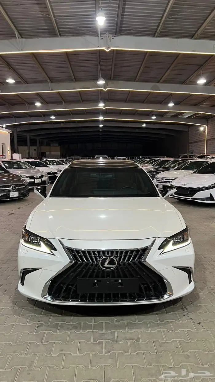 لكزس 2023 350cc ممشي قليل 0