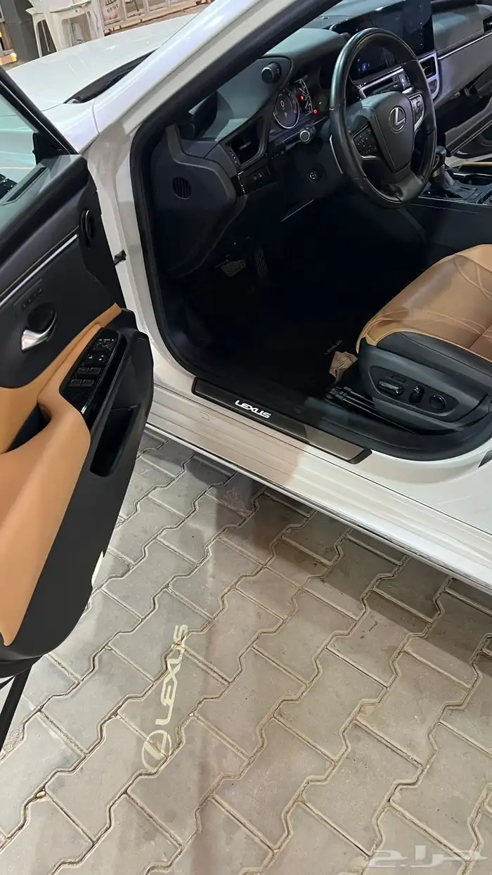 لكزس 2023 350cc ممشي قليل 10