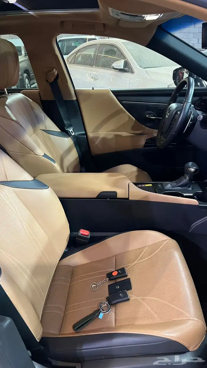 لكزس 2023 350cc ممشي قليل 17