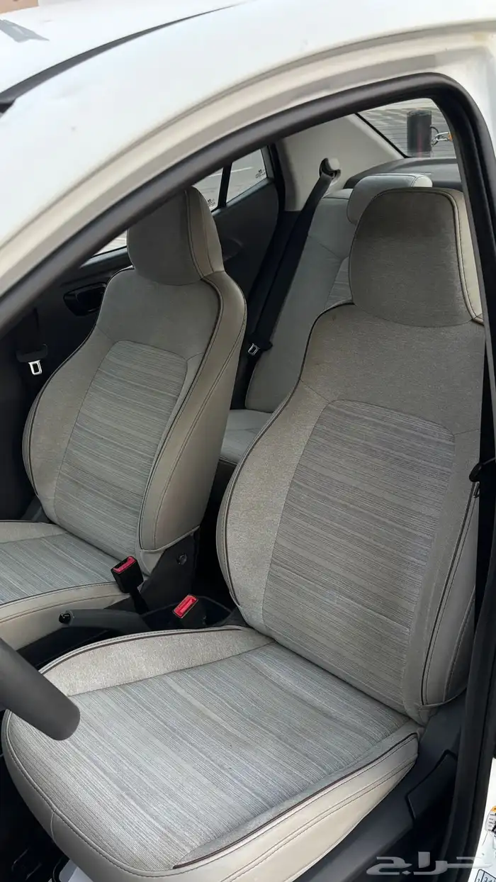 هونداي أي تن 2023 بحالة ممتازة 10