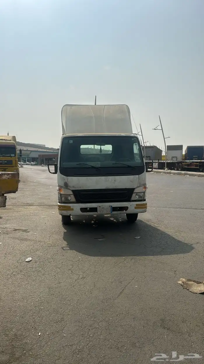 متسوبيشي كانتر 2016 نظيف جدا 2