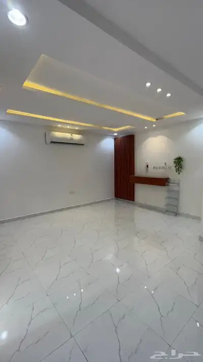 فيلا للايجار في لبن الشرقي index