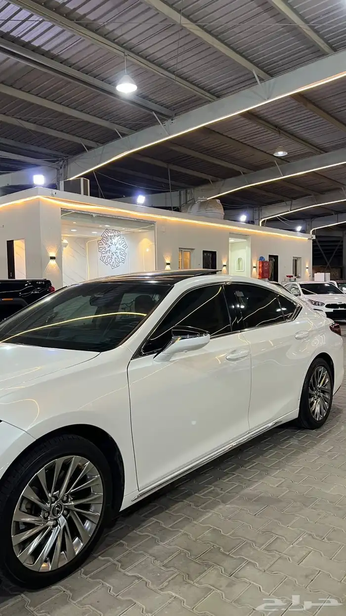 لكزس 2023 350cc ممشي قليل 4