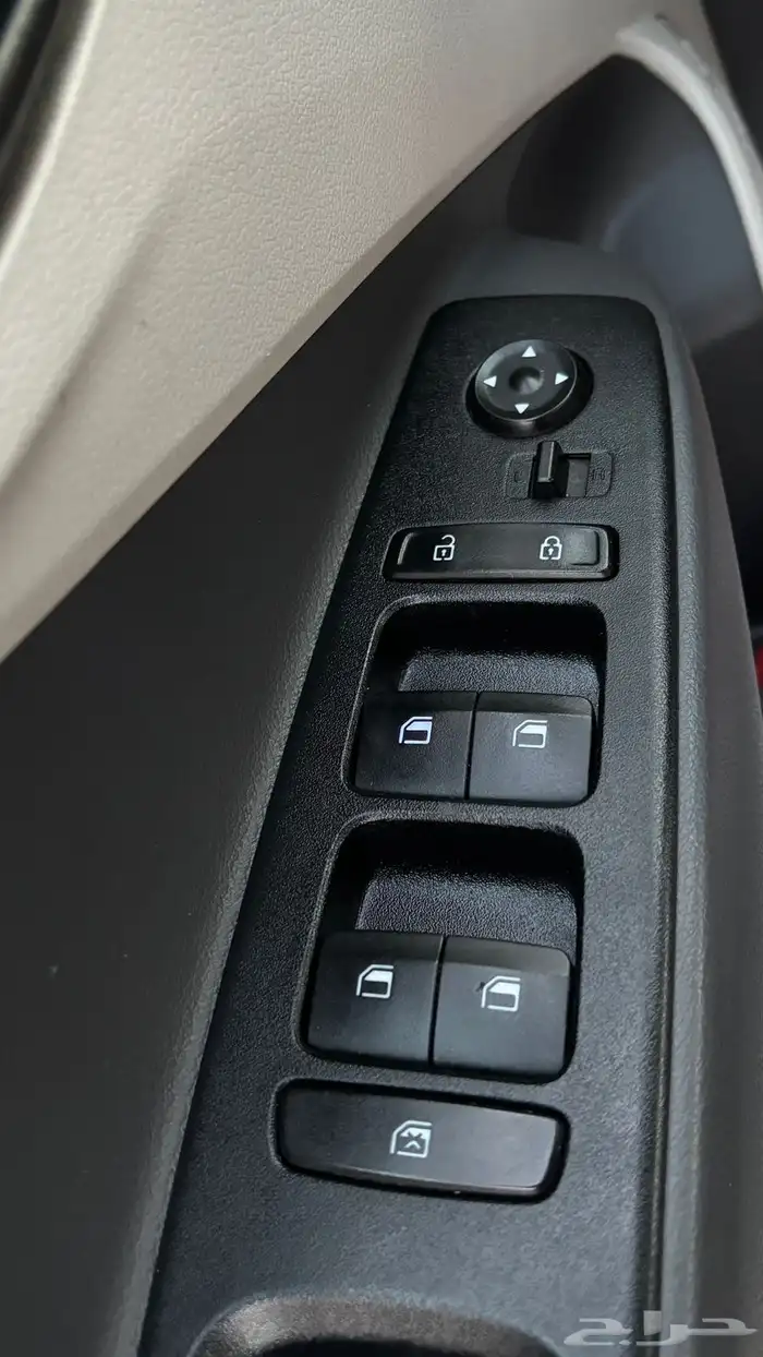 هونداي أي تن 2023 بحالة ممتازة 7