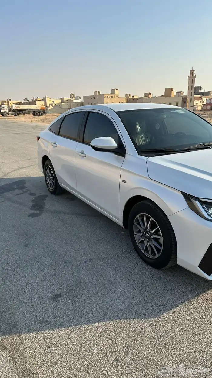 للبيع يارس 2023 3