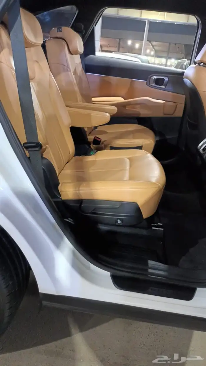 كيا سورنتو ابيض 2022 ديزل بطاقة جمركية وارد كوريا 9