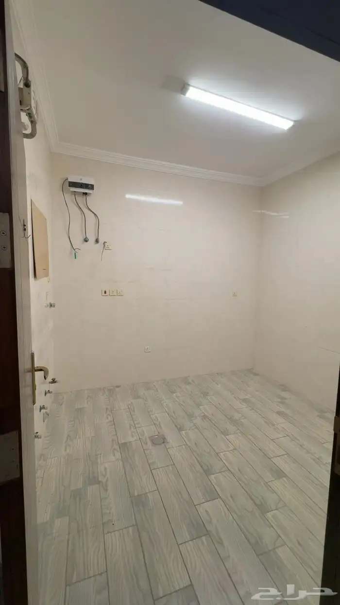 شقة فاخرة للإيجار بحي الواحة 4