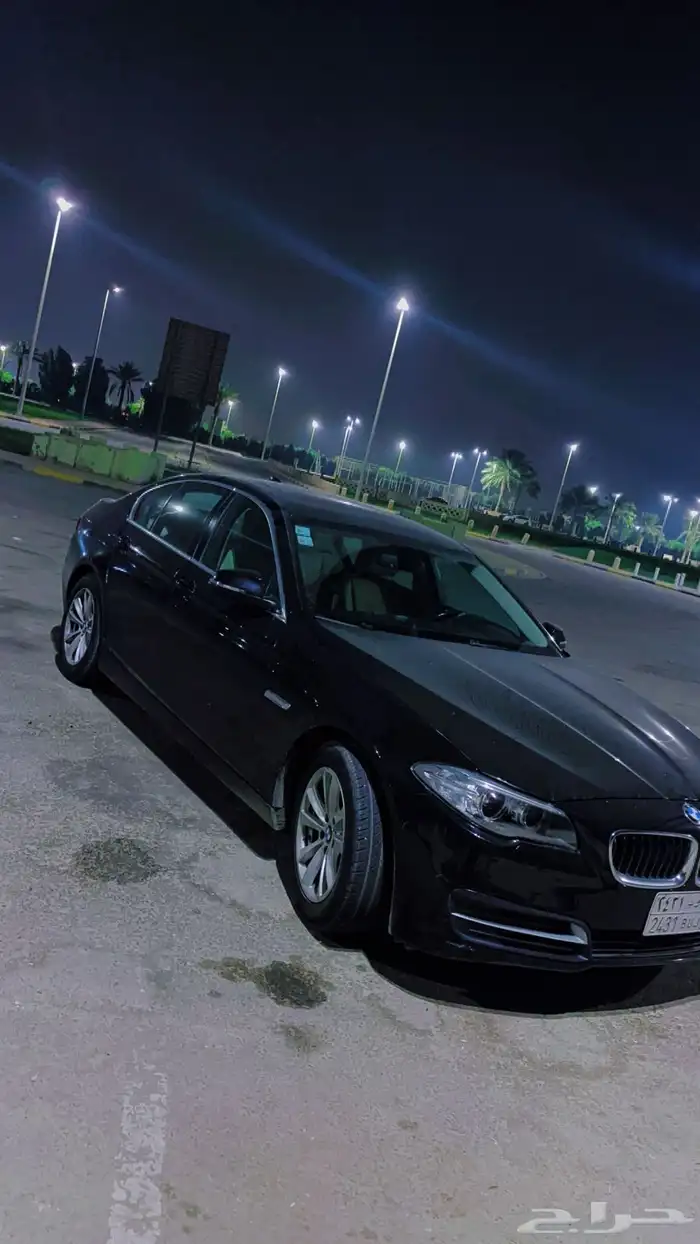 بي إم دبليو 520i 2016 1