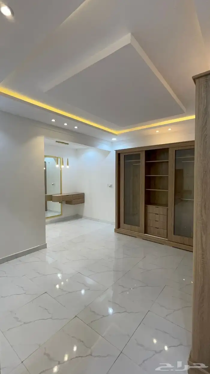 فيلا للايجار في لبن الشرقي 9