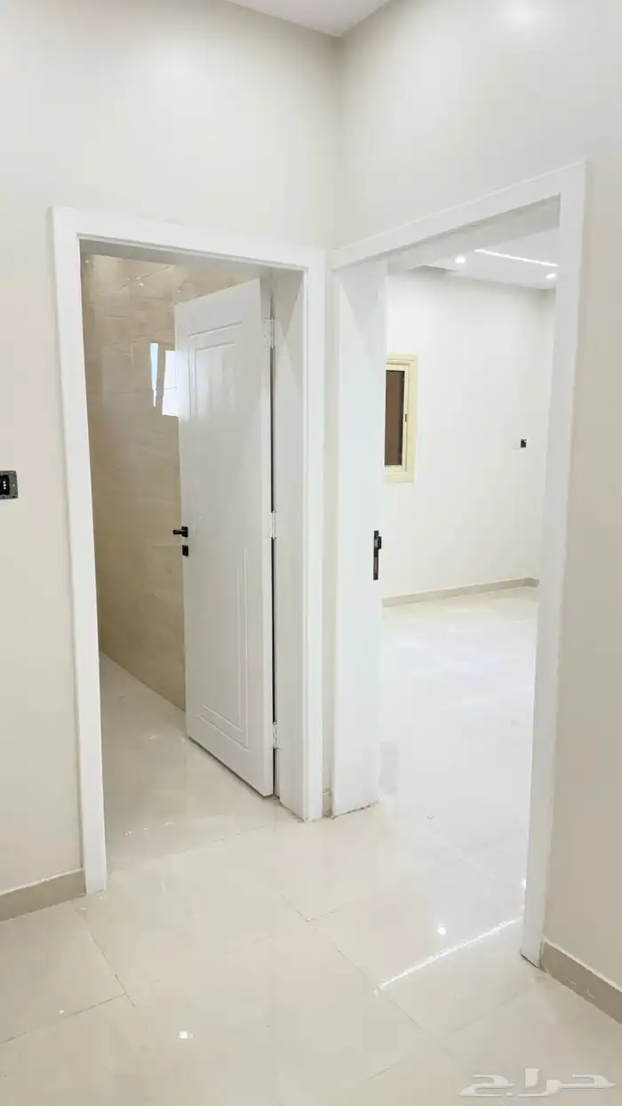 شقة في حي الشرق دور ارضي للعرسان جديده 1