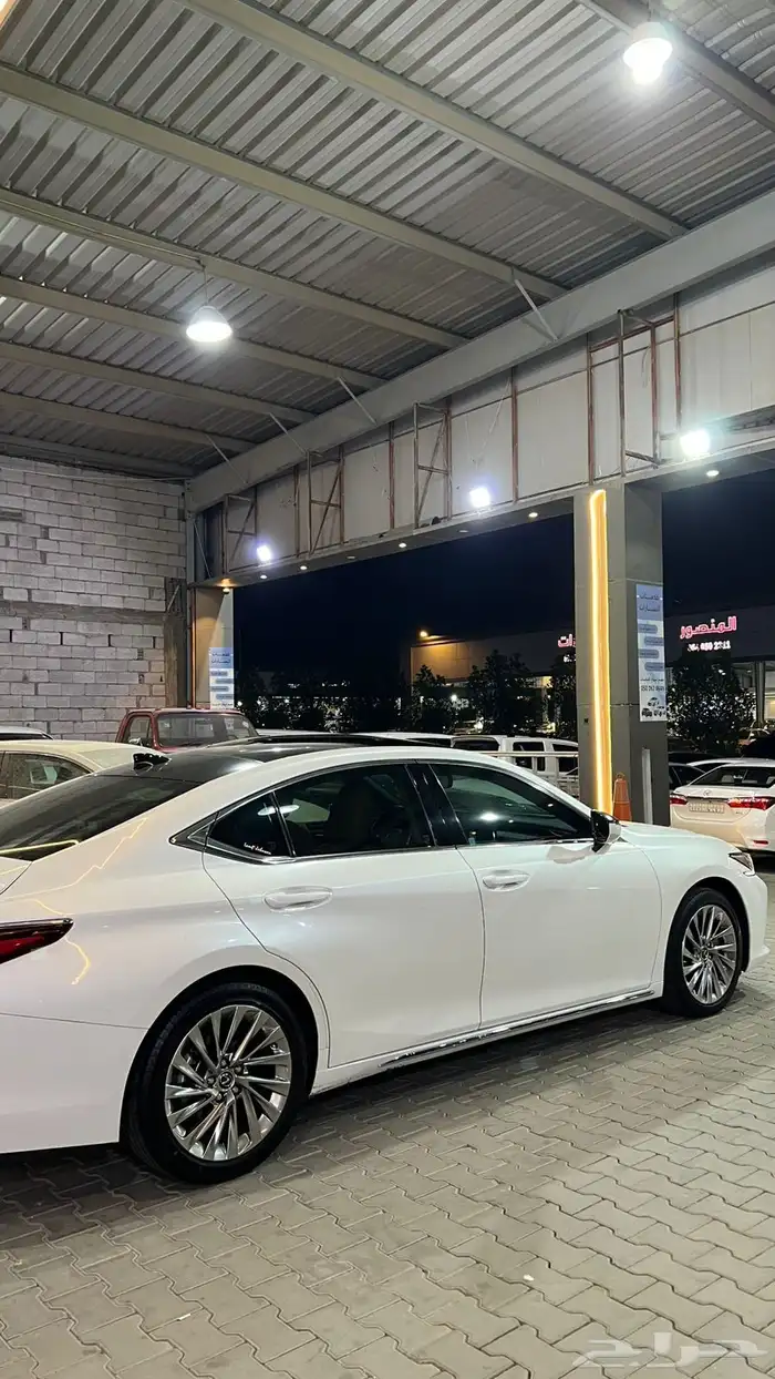 لكزس 2023 350cc ممشي قليل 5