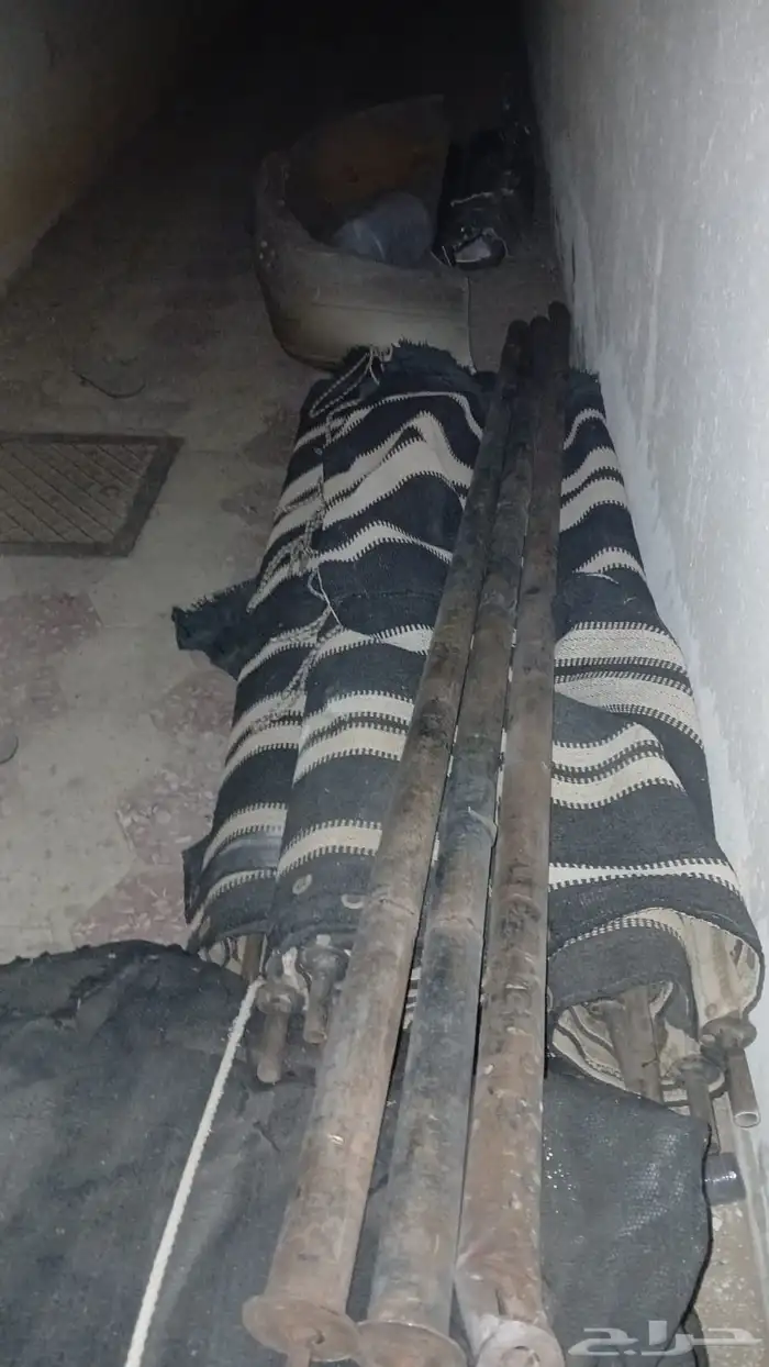 بيت شعر عموديين للبيع 0