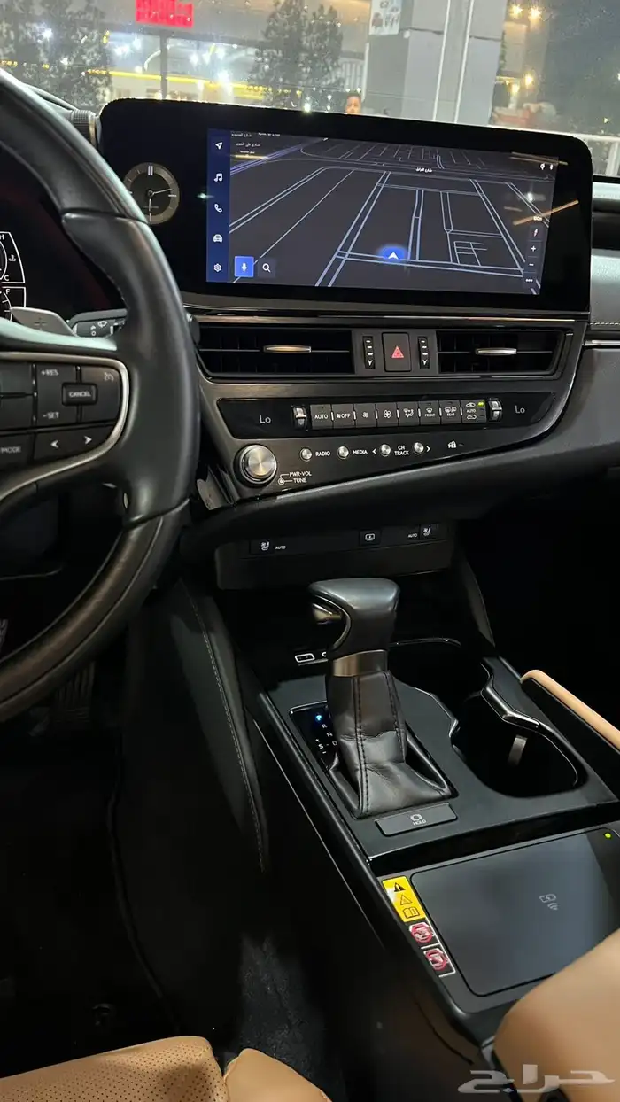 لكزس 2023 350cc ممشي قليل 18