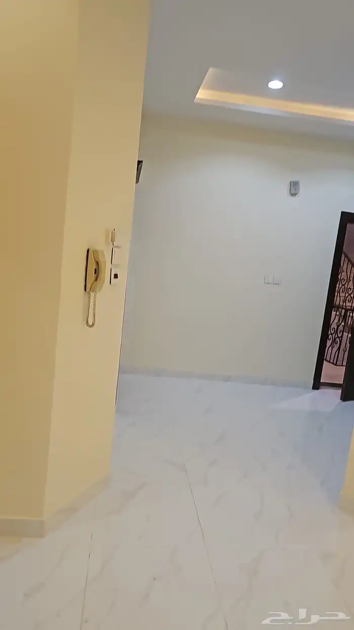 شقة جديد اربع غرف ومدخلين (شهري) مخطط الرياض 10