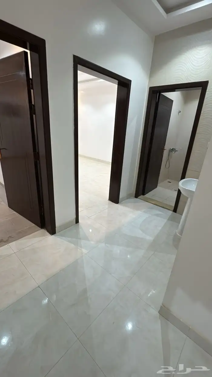 شقة ثلاث غرف سعر ممتاز مخطط الرياض 6