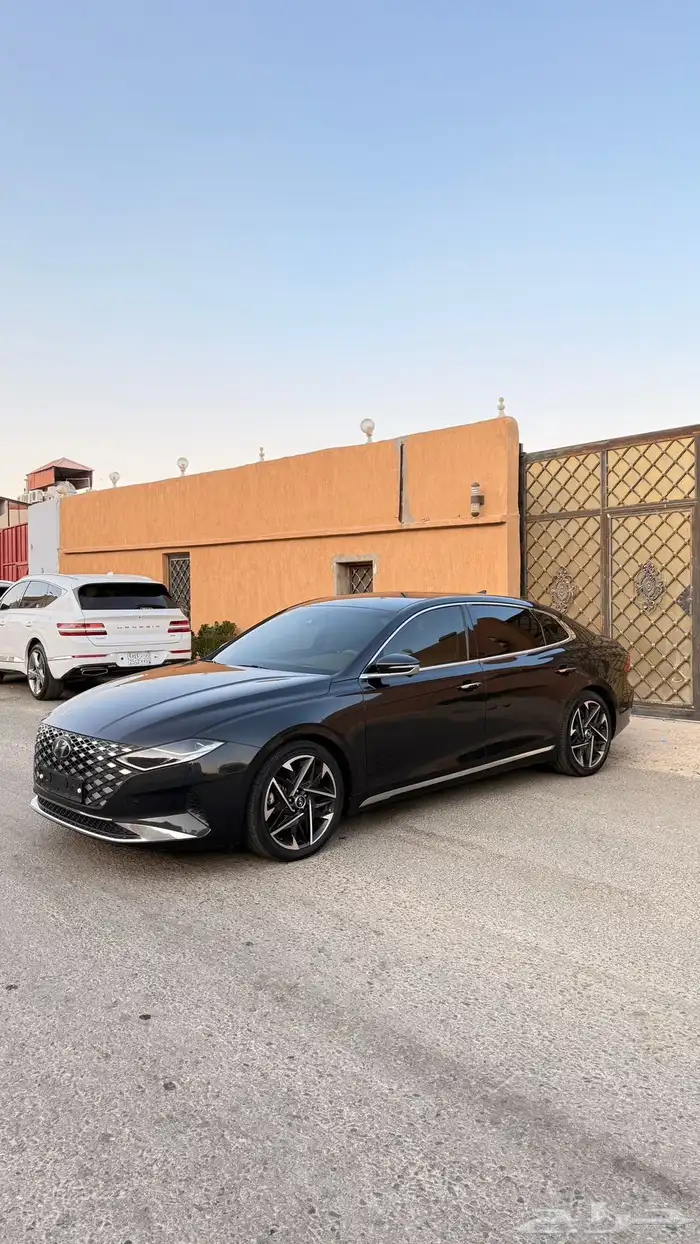 هيونداي ازيرا 2020 ( بنزين) فل كامل 1