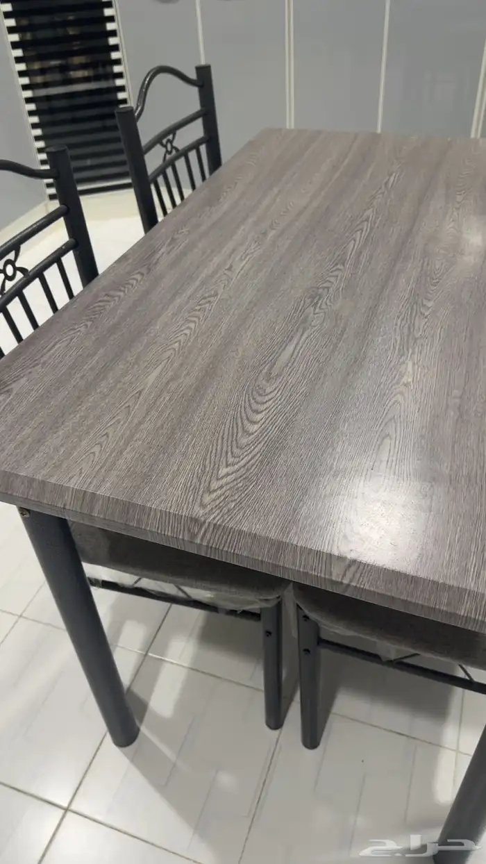 طاولة مطبخ 1