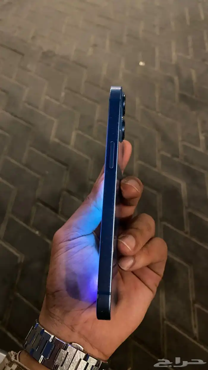 ايفون 13 نظيف جدا  256 قيقا 6