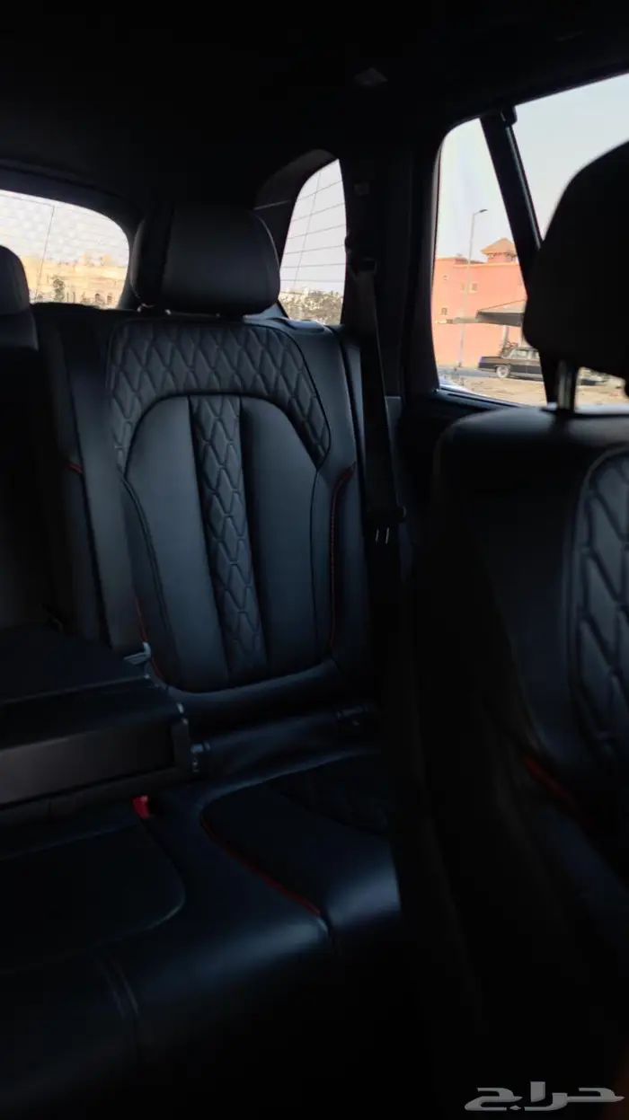 بي ام دبليو x5 Special Black Vermilion Red Edition 0