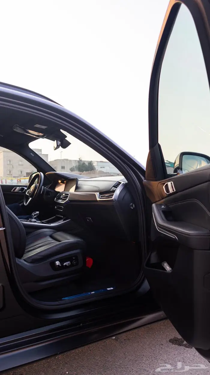 بي ام دبليو x5 Special Black Vermilion Red Edition 8