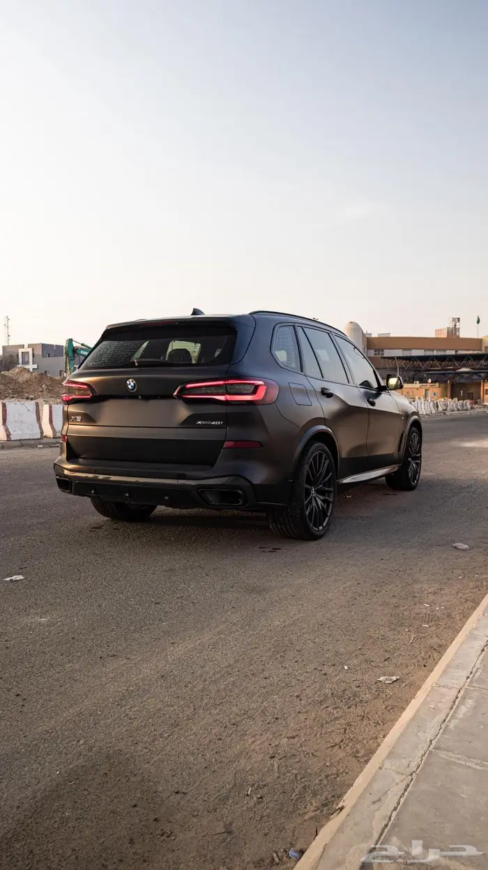 بي ام دبليو x5 Special Black Vermilion Red Edition 14