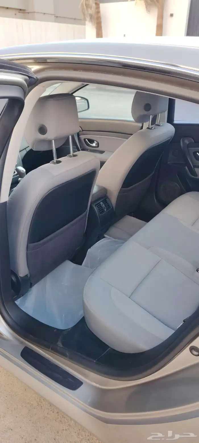 رينو سافران 2012 شبه مخزنة 8