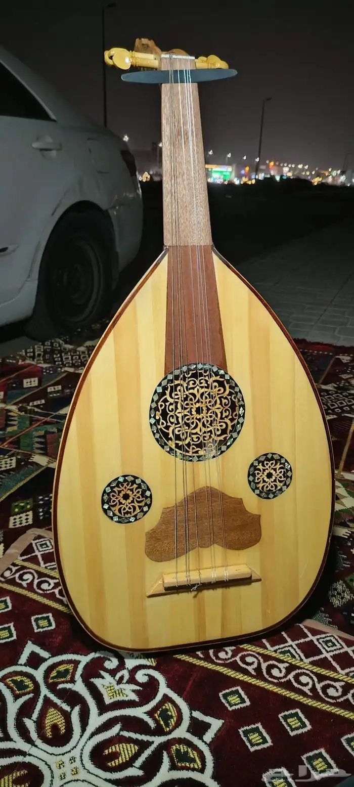 عود موسيقي 1