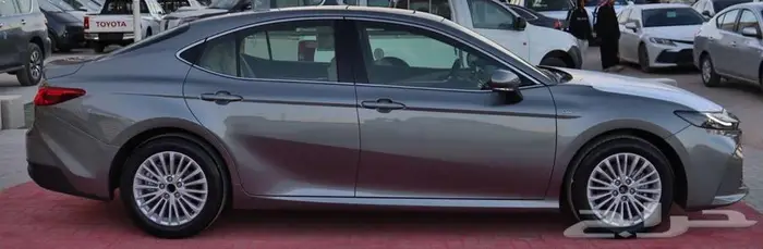 تويوتا كامري E-PLUS هايبرد 2025 اقل سعر 1