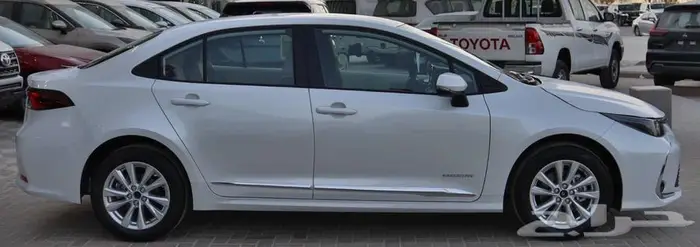 تويوتا كورولا XLI 1.5 مطور و ستاندر بنزين 2025 سعودي 1