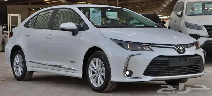 تويوتا كورولا XLI 1.5 مطور و ستاندر بنزين 2025 سعودي 3