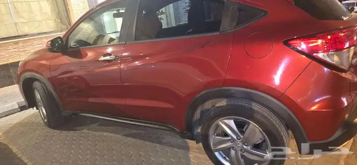 Honda HR-V 2020 - Qatar Import - Excellent Condition 4