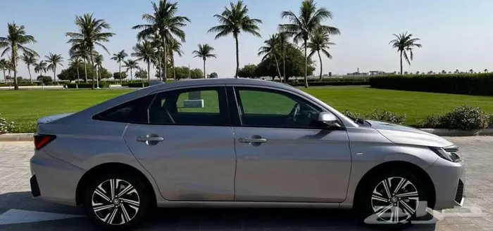 Toyota Yaris  Y Plus trim (first owner  located at KAUST) 3