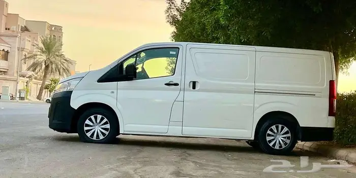 باص 2022 ديزل بضاعة مجدد ومفحوص ب 79 الف بالضريبة 5