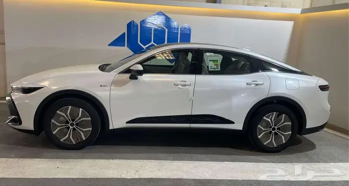 كراون بريميوم CROWN PREMIUM 2026 2