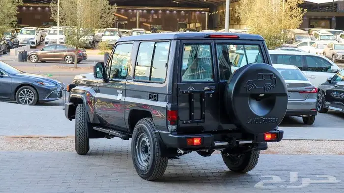 تويوتا ربع سلق جير عادي بنزين بدون ونش إقساط بنوك وشركات 7