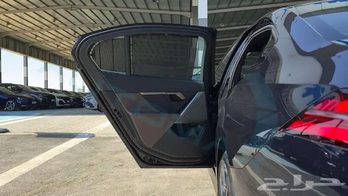 2026 BMW 5-SERIES 520i M MILD-HYBRID GCC 0Km ضمان الوكيل 28