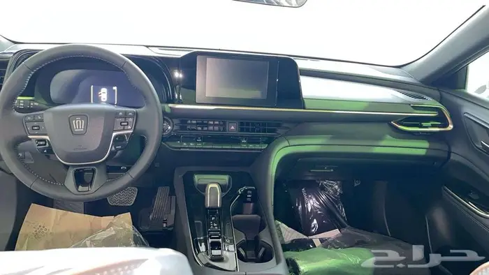 وارد اليحيى كراون برستيج 2.5 لتر هجين رادار جلد اسود 2026 8