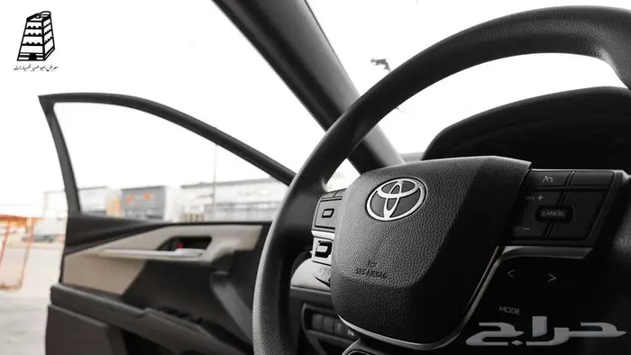 كامري E 2025 سعودي-اصفار - صادر لوحات - بسعر مميز 16