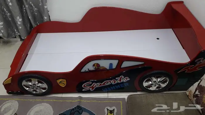 سرير للاطفال او البالغين - مفرد بالحجم الكامل - بحاله ممتازه 0